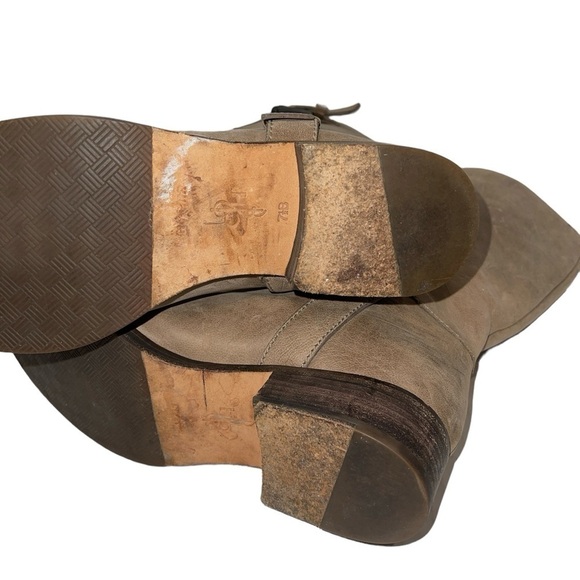 Cole Haan Women's Boots Size 7.5B Tan Suede Mid Calf Pull On Buckle Adjustable - Picture 7 of 16